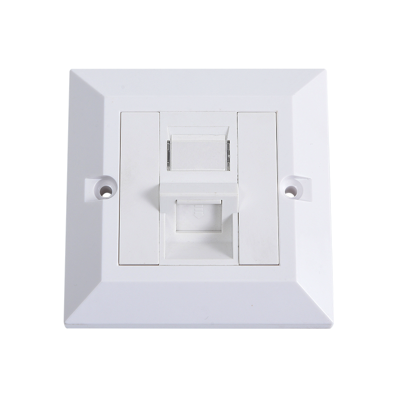 SMT-4306-86x-1x una porta telatura smussata 45 ° UK Tipo Faceplate